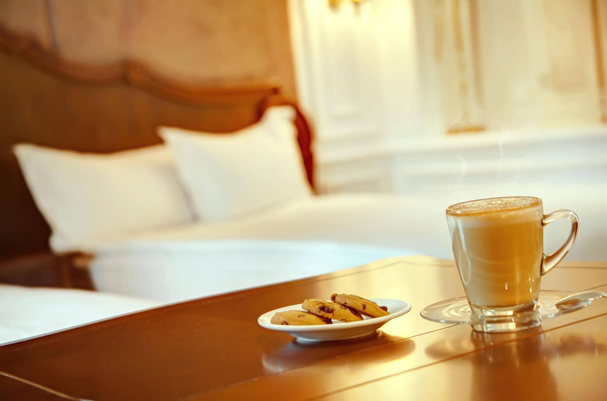 Bishrelt Hotel Ulaanbaatar Eksteriør billede