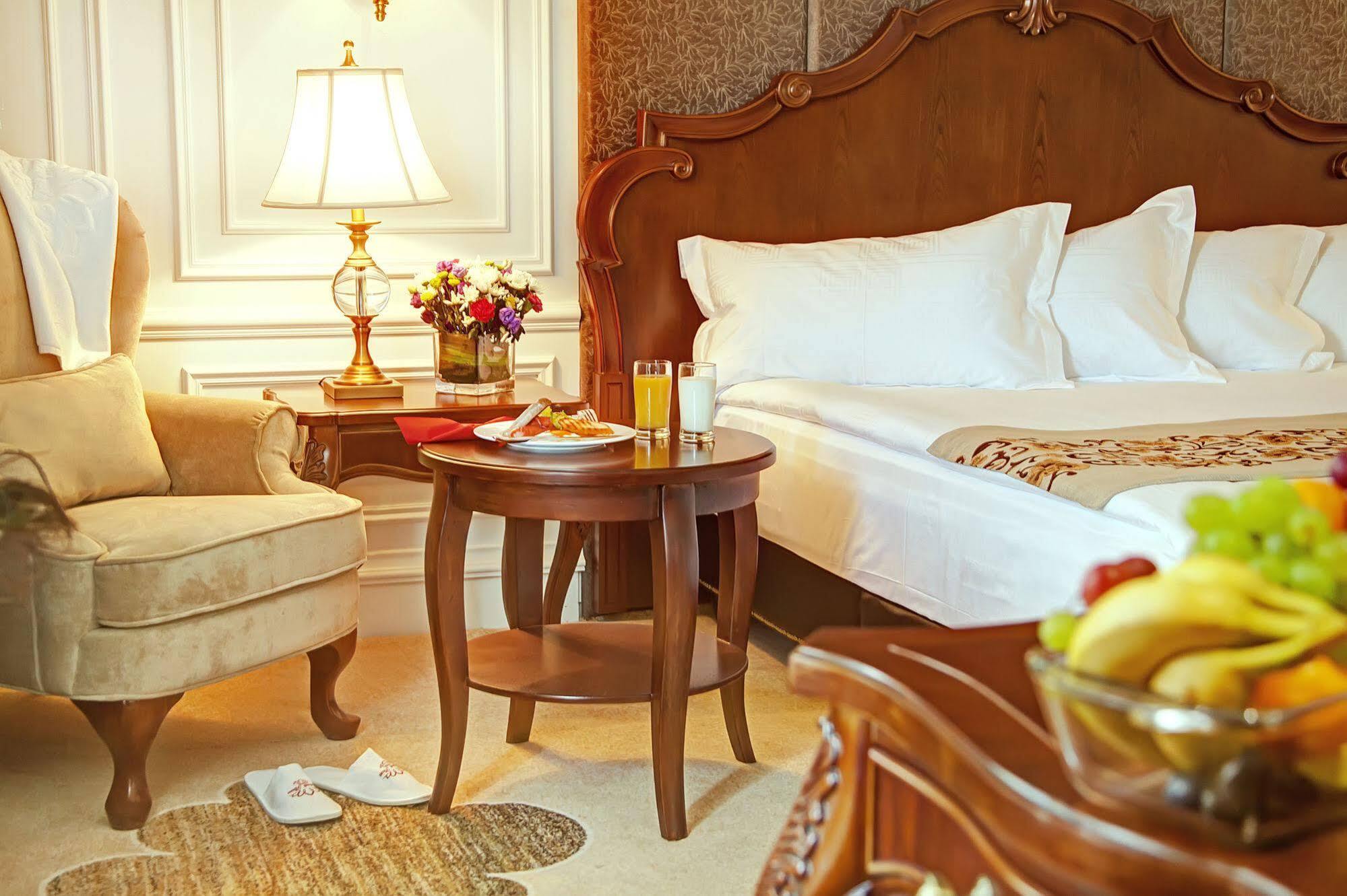 Bishrelt Hotel Ulaanbaatar Eksteriør billede